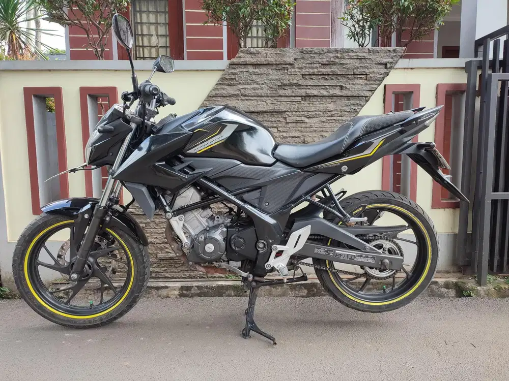 CB 150R TAHUN 2018 TOKCER PAJAK PANJANG