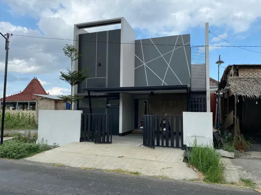 . Rumah Siap Huni 2 Lantai Dekat Jogja–Solo Harga Bersahabat