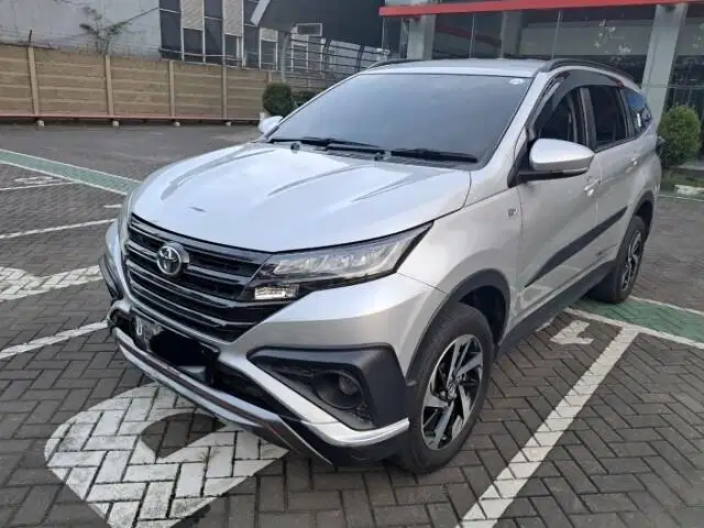 DP MURAH Toyota Rush 1.5 TRD Sportivo Bensin-AT 2019 Silver CTYPB