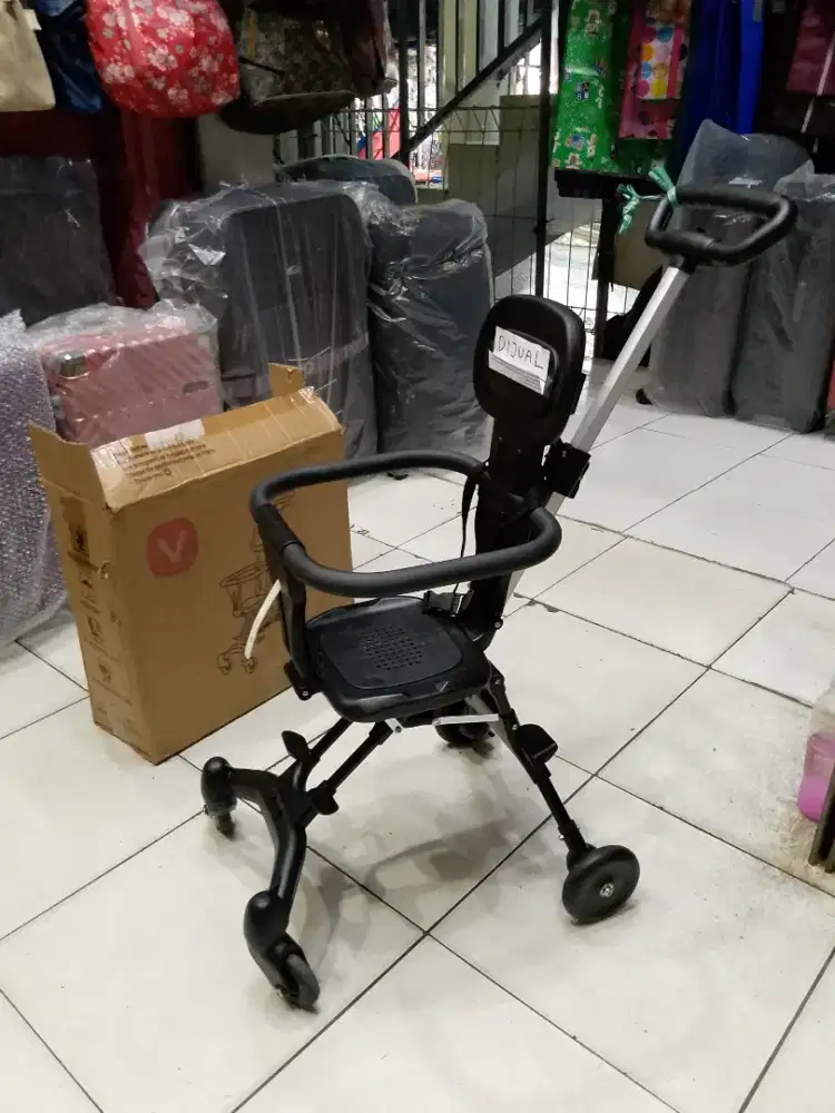 Stroller lipat bayi kabin