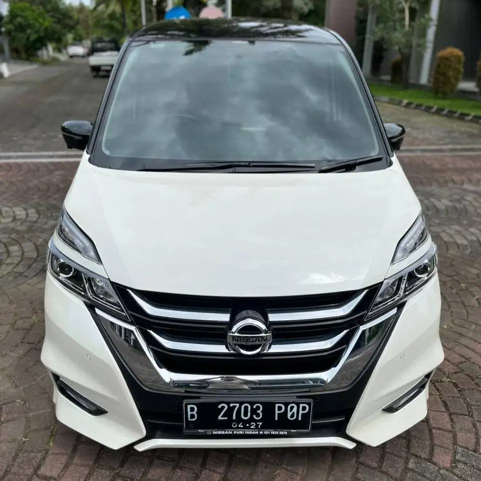 Nissan Serena HWS Matic 2022 ISTIMEWA DP Minim Bisa Kredit Zenix