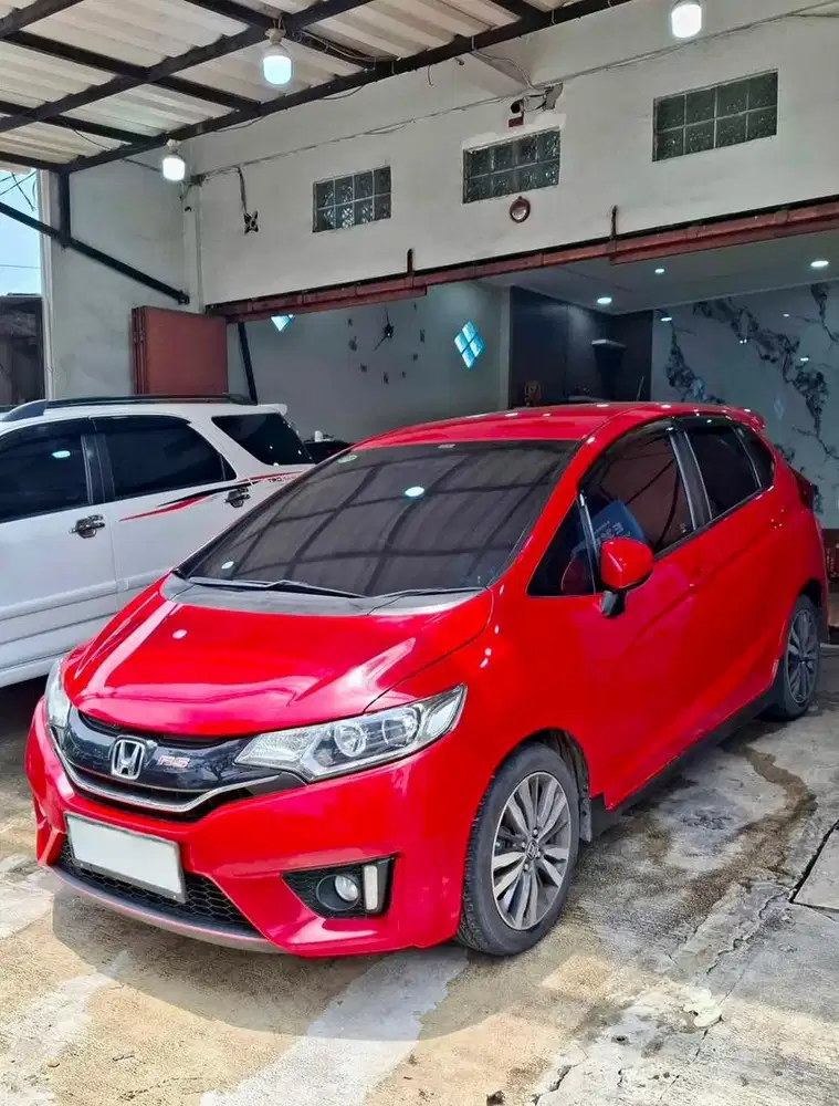 Honda Jazz 1.5 RS CVT 2015 Automatic ( Merah Metalik )