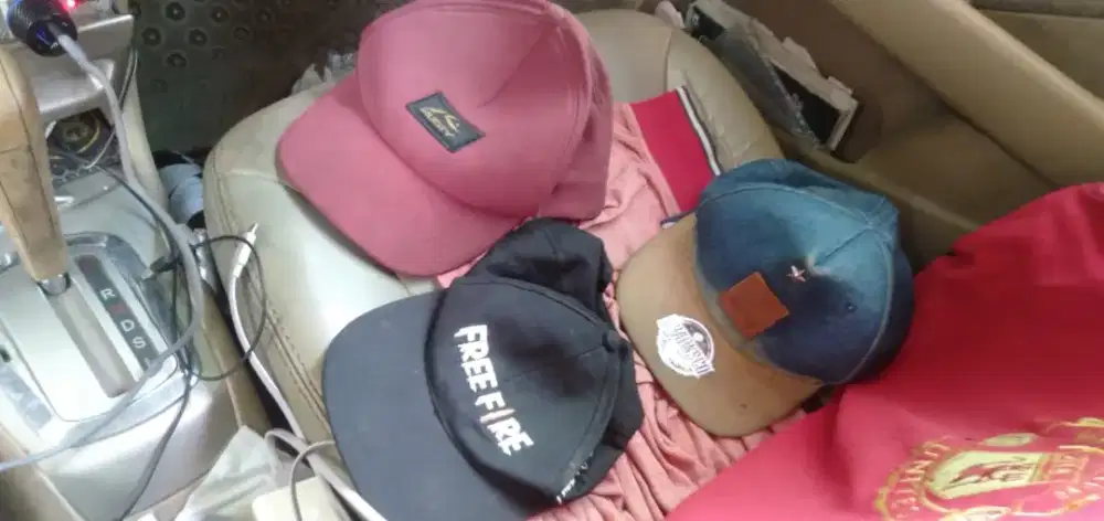 Di jual acesoris pria murah aja wa dan hp bisa cod di antar