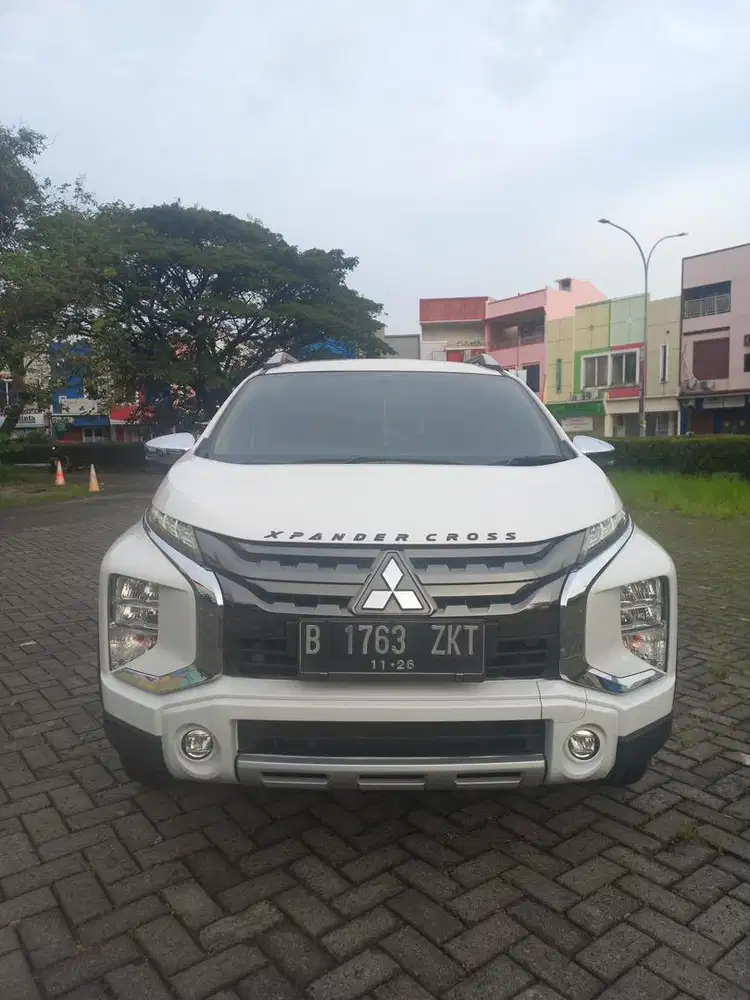 ISTIMEWA Xpander cross premium package AT 2021