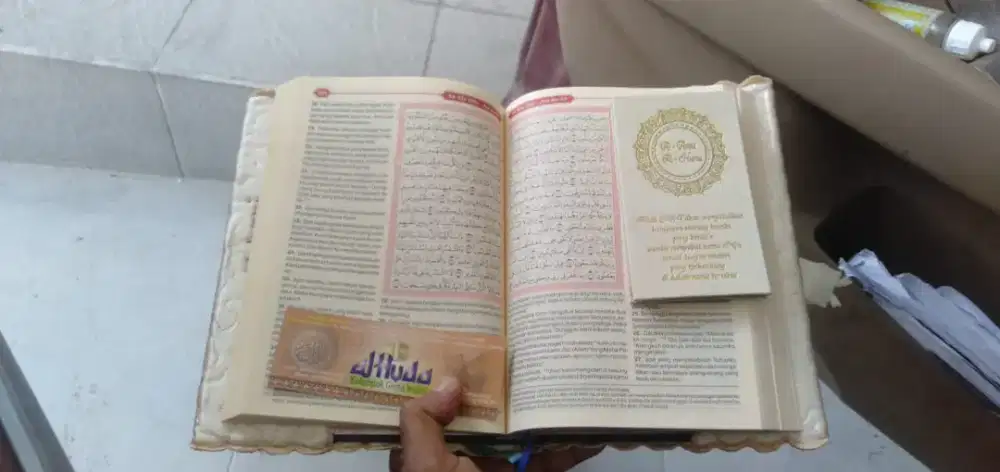 Di jual ada 4 buah wa dan hp yg  minat bisa cod di antar di kirim jnt