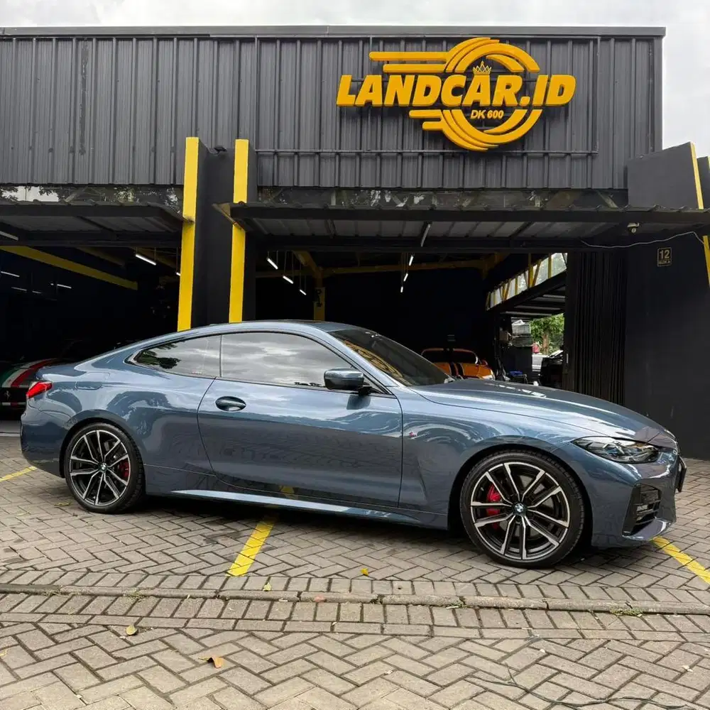 BMW 430i COUPE nik 2023 LOW ODO