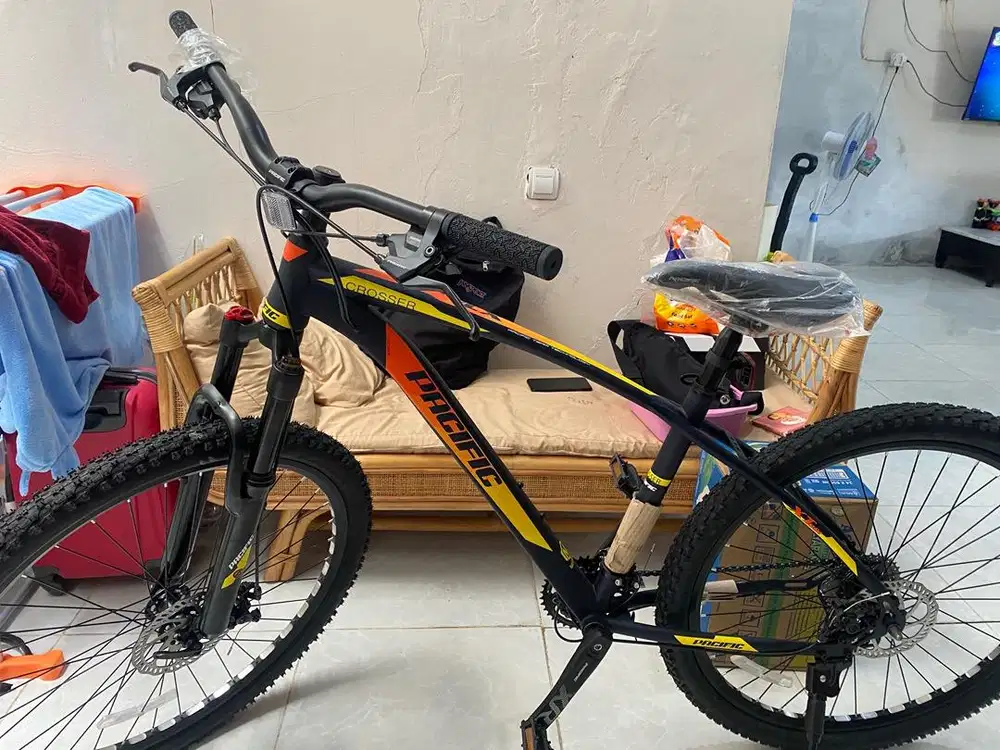 Sepeda mtb 27,5 inch Pacific Crosser XT001