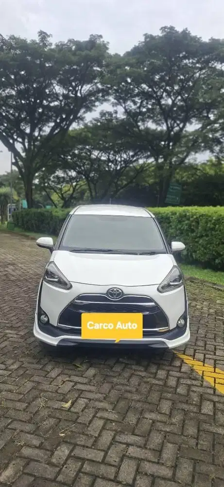Toyota Sienta 1.5L Q 2016 Putih Record