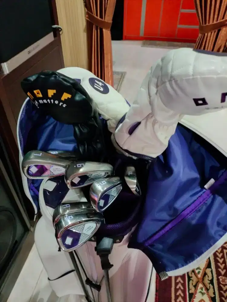 Set Golf ONOFF Ladies 11 Stik + Tas – Bekas Rasa Like New