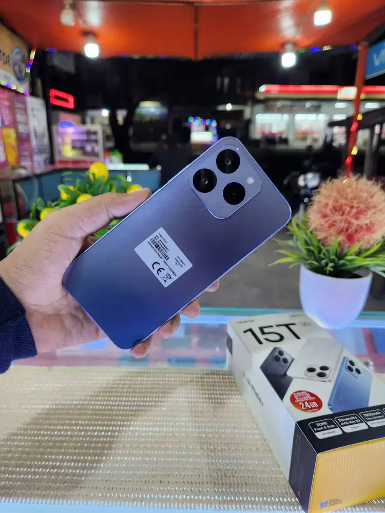Realme 15T 5G Ram 8+8Gb/ 256Gb Fullset Like New Pemakaian 2 Minggu