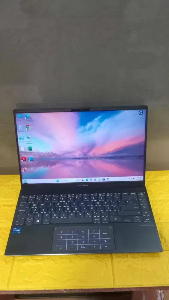 Asus ZenBook UX425EA Core i7 Gen 11th Ram 16/512Gb murah dent pojok