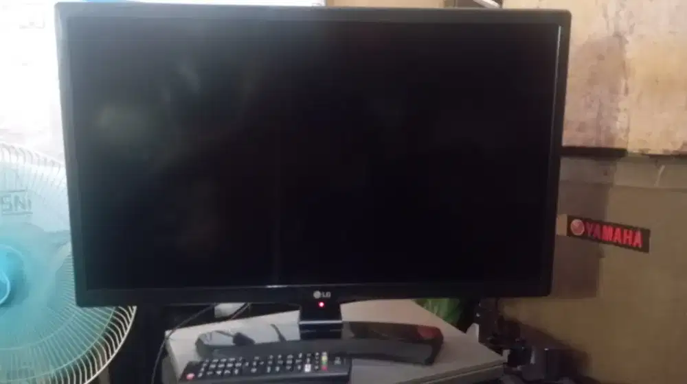 LED TV monitor lg 24 inci