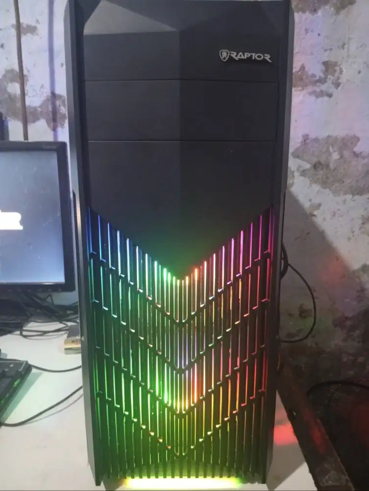 DIJUAL CEPAT UNIT PC AJA NO MONITOR!  SPESIFIKASI : INTEL CORE 15 650