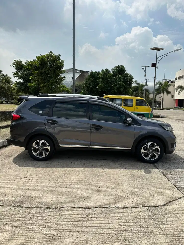 Honda BR-V 2017 Bensin