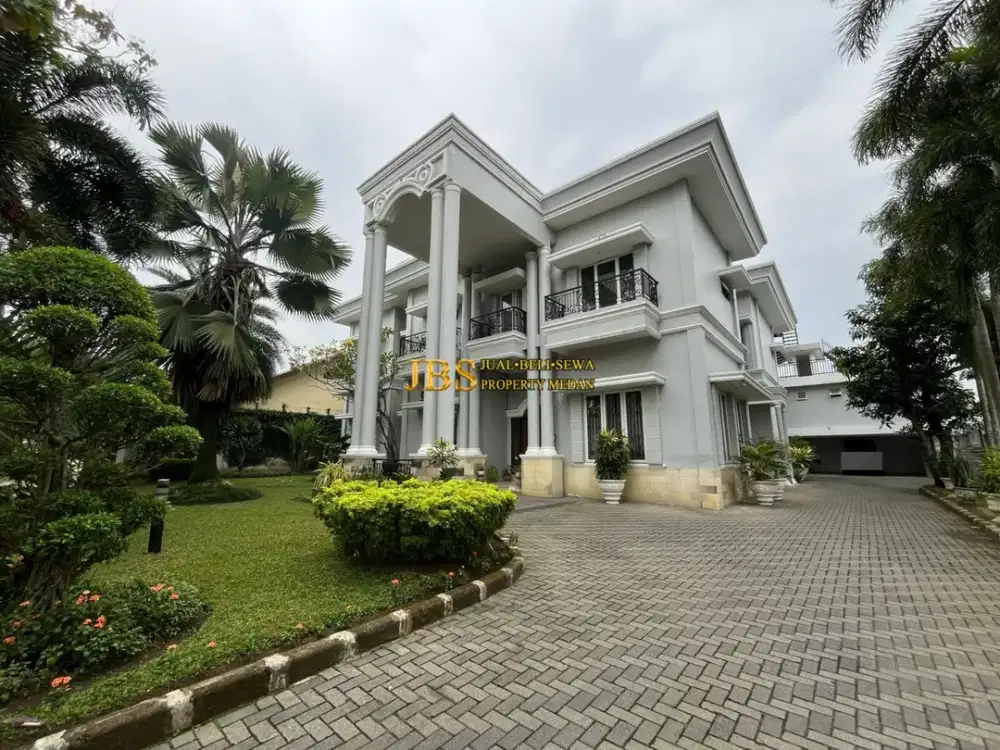 Dijual/Disewakan Rumah Lux di Jalan Pasar Baru (Daerah Jamin Ginting) - Medan