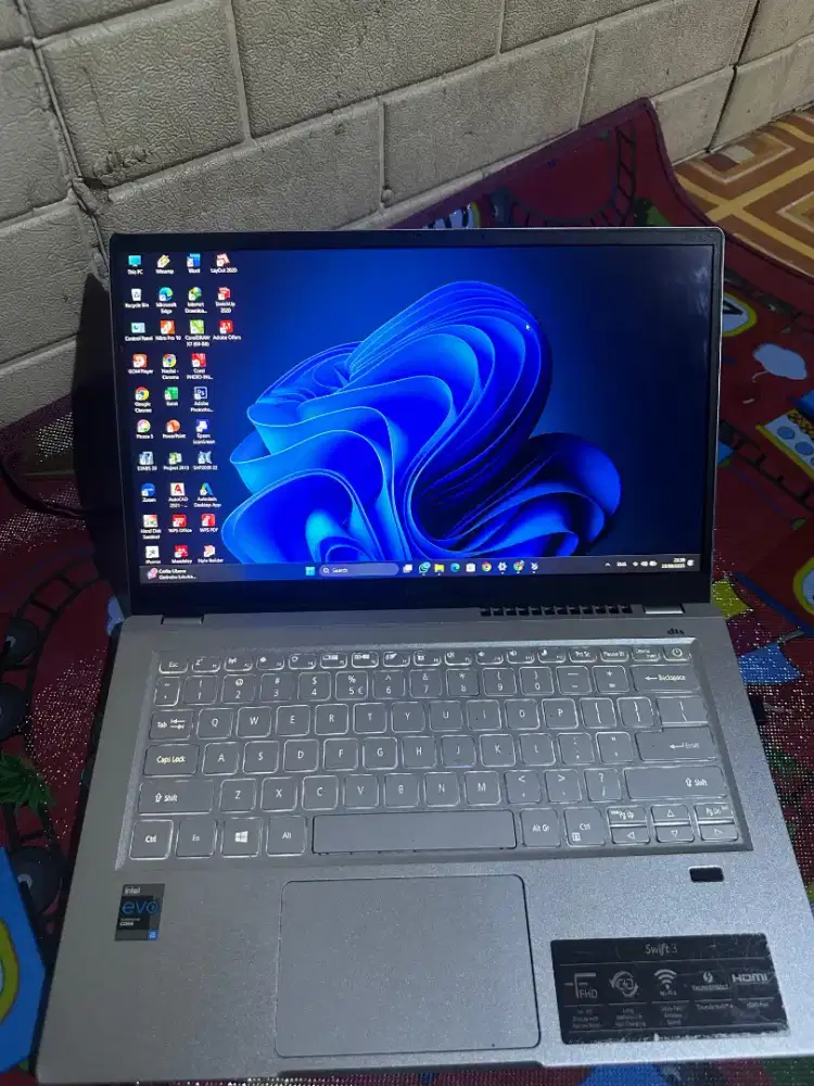 BU! Jual Laptop Acer Swift 3 Intel Core i5 gen 11 EVO 16/512 Normal