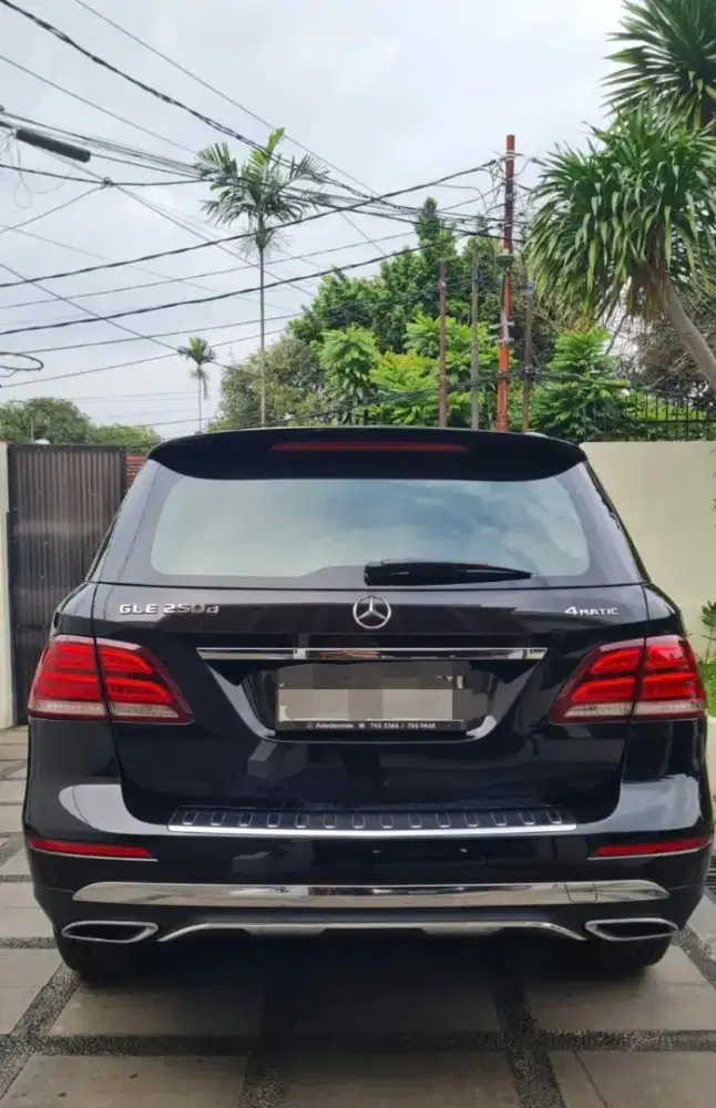 Dijual Cepat Mercedes Benz GLE250D-Tahun 2018 Matic