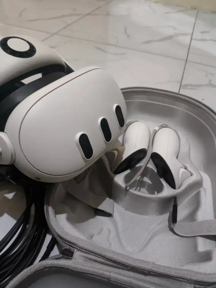 META QUEST 3 512GB + ACCESSORIES