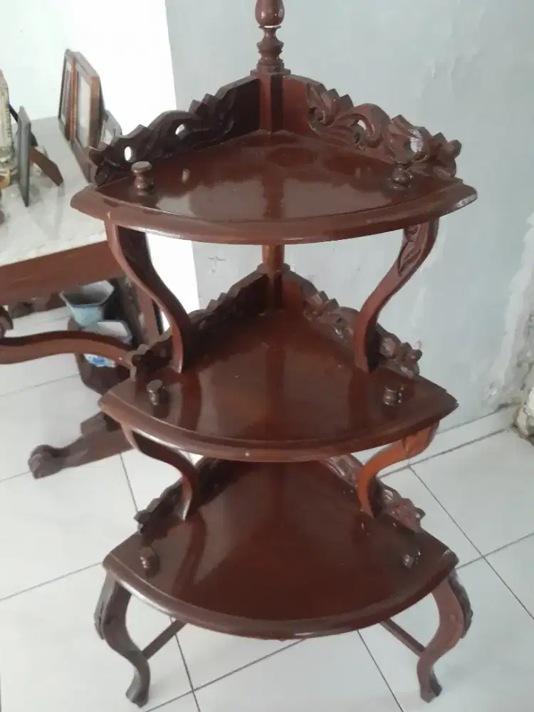 Rak Sudut Jati Tua Antik