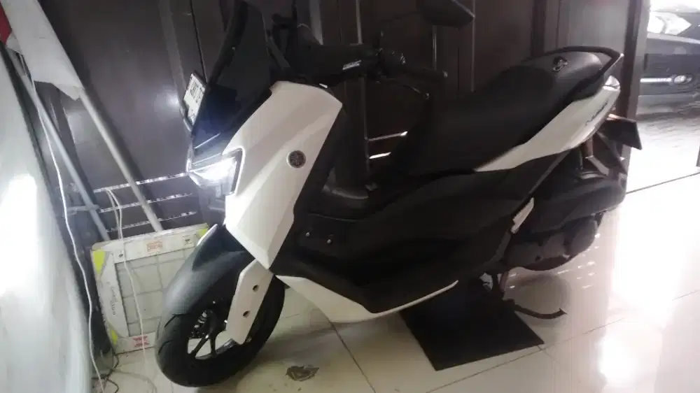 Jual Nmax Neo.S...Km 1rb ky baru.