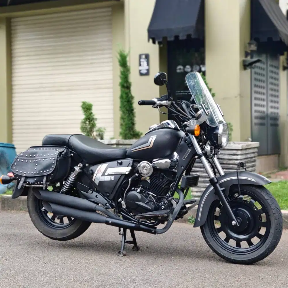 BENELLI MOTOBI 200 EFI 2022 BLACK KM LOW PAJAK PANJANG SUPERB