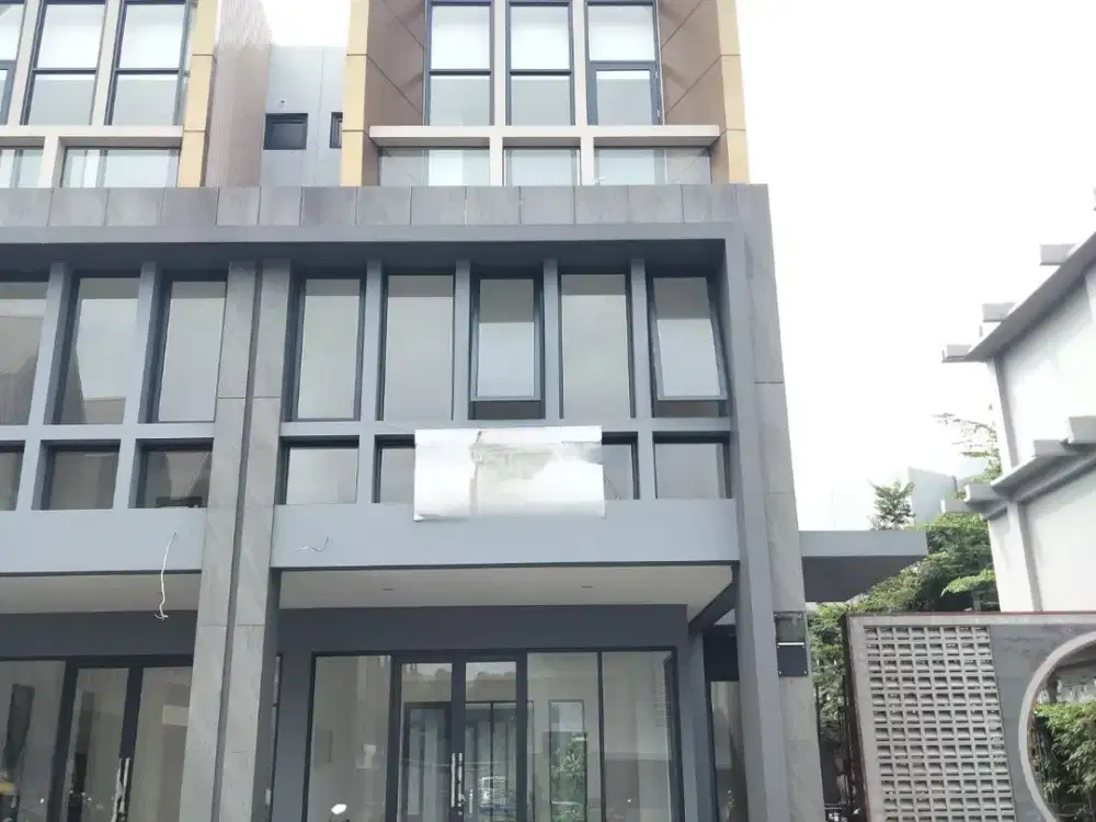 DIJUAL RUKO SAMPING ICE CREAM LATTERIA (SHOW UNIT), BELAKANG KOPU SE INDONESIA