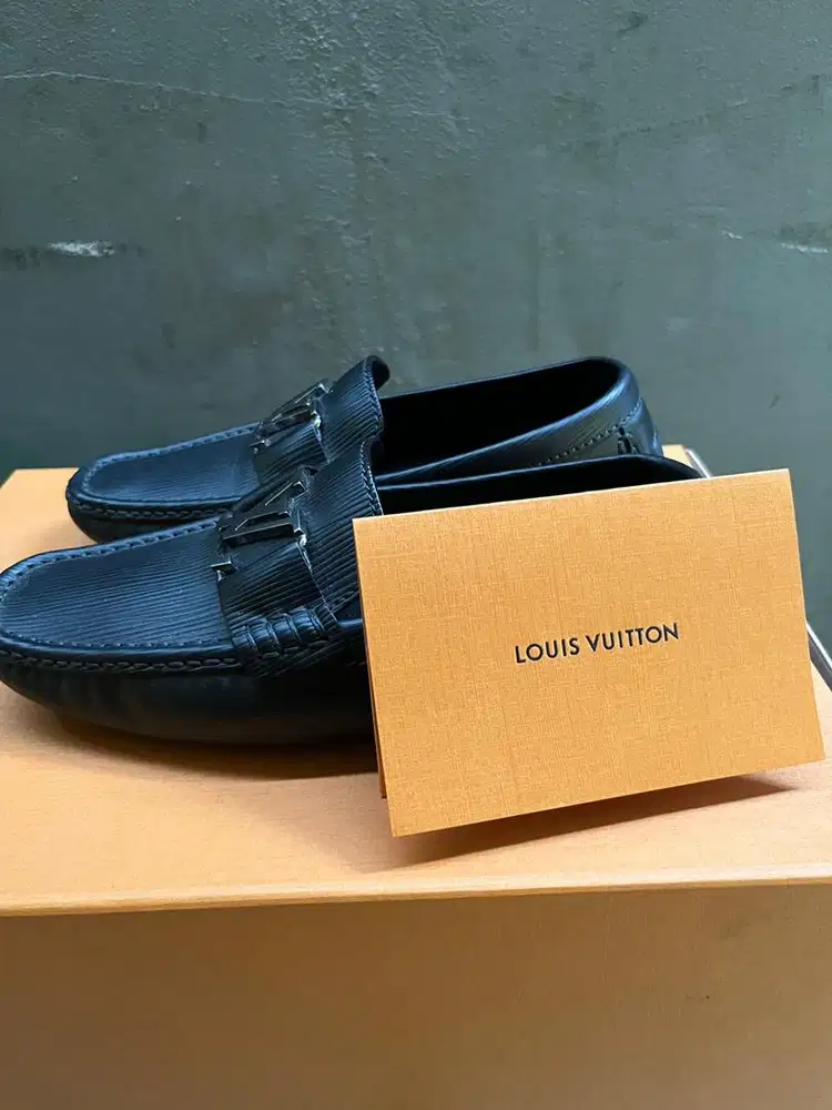 Sepatu Brand LV ORI