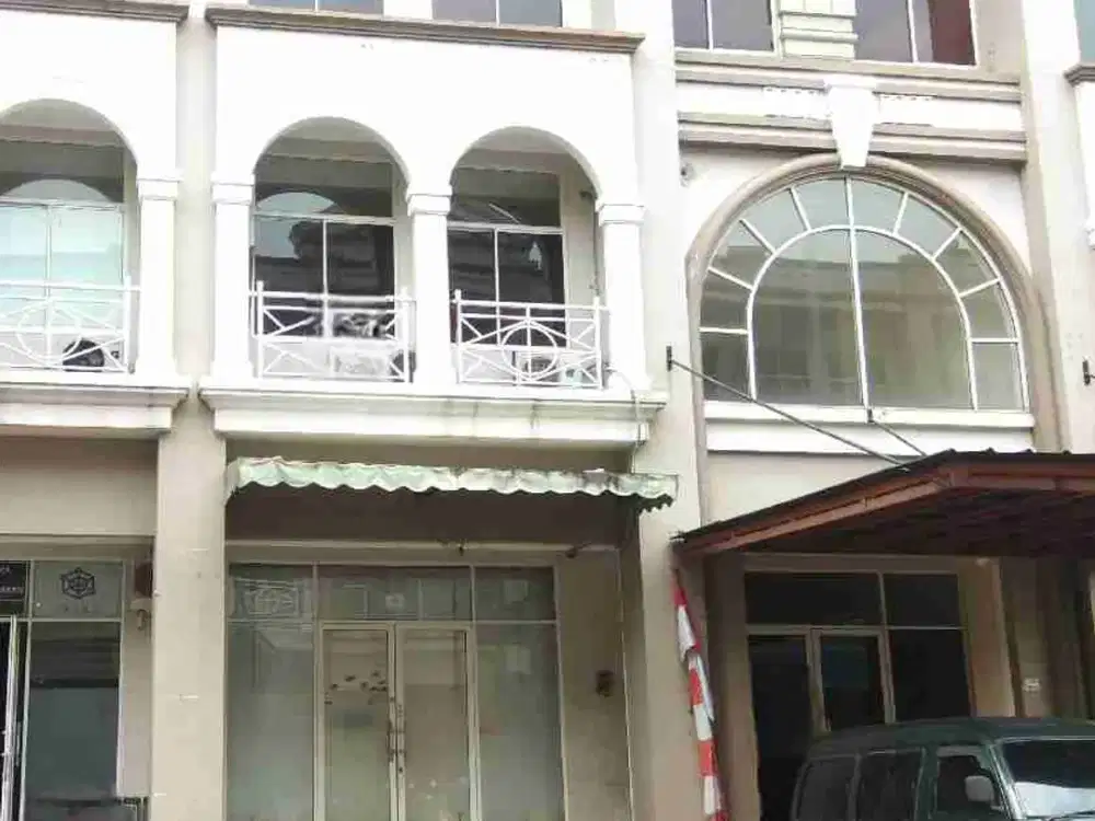 Dijamin murah , Ruko jual area komersil di Grand Galaxy Bekasi