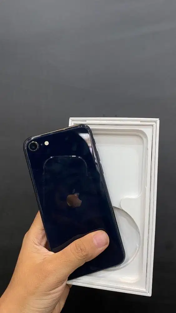 IPHONE SE 128GB INTER