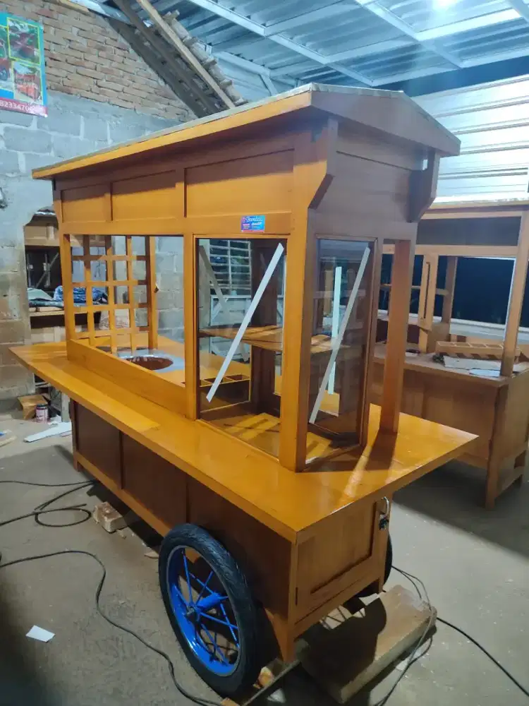 Jual Gerobak Angkringan,Bakso,Mie Ayam,Bubur,Roti BakardlL.