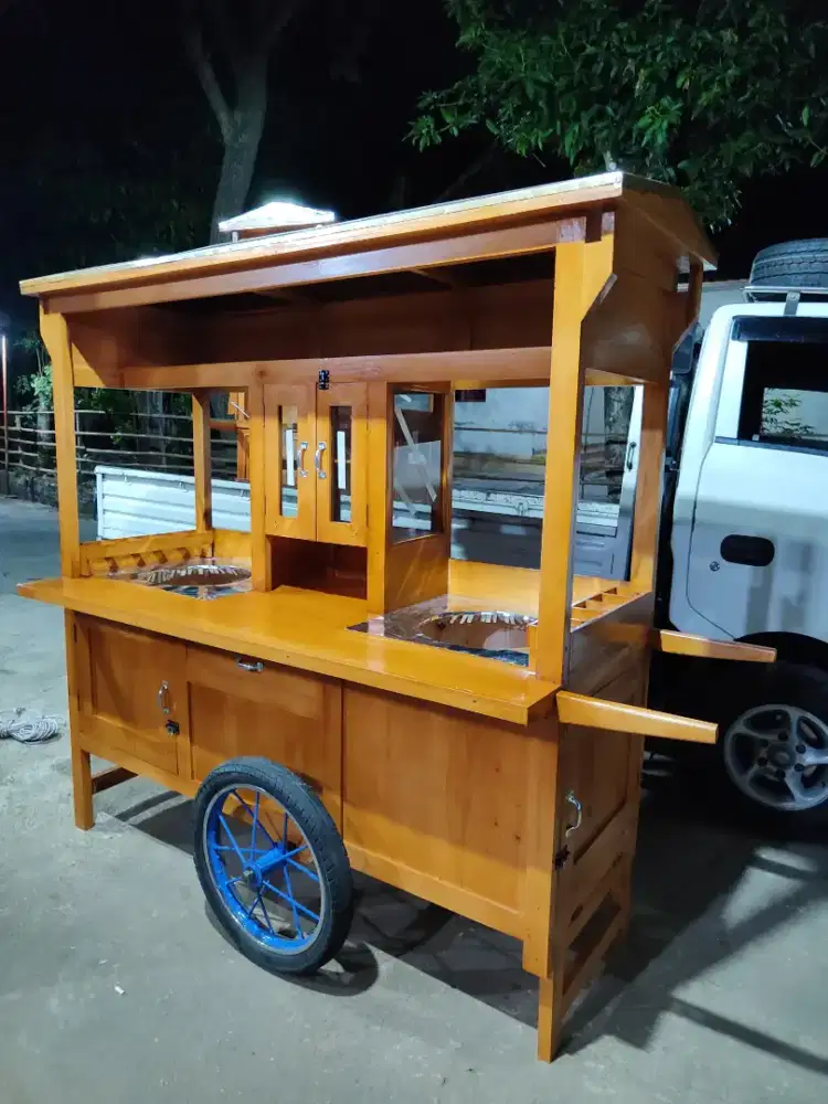 Jual Gerobak Angkringan,Bakso,Mie Ayam,Bubur,Roti BakardlL.