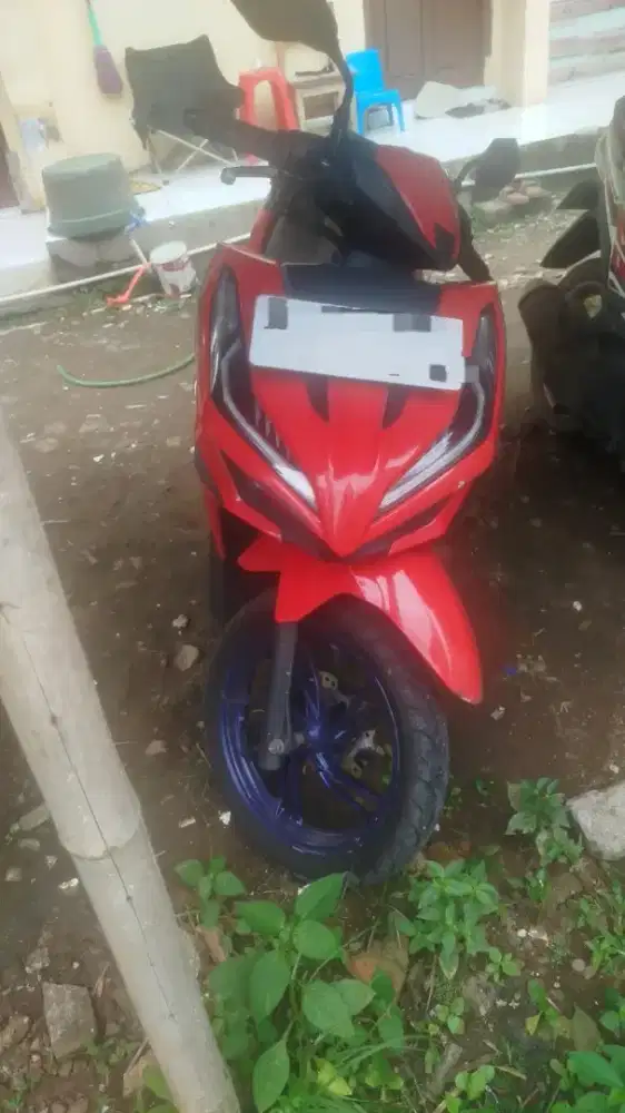 Jual Motor Vario Tahun 2023, Warna Merah