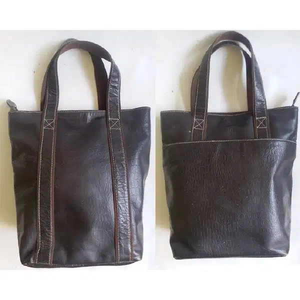 Vintage Tas kulit bu4ya original MADE IN U.K ( UNITED KINGDOM )