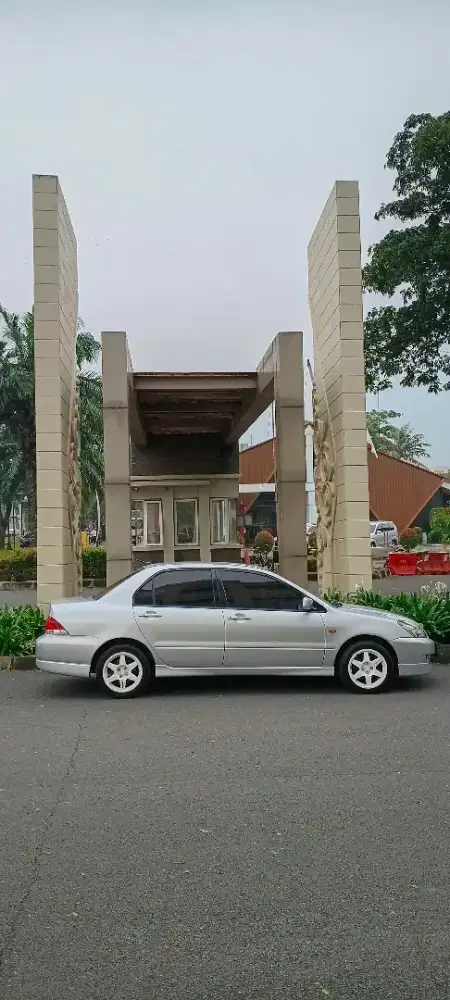 Mitsubishi Lancer Ganteng