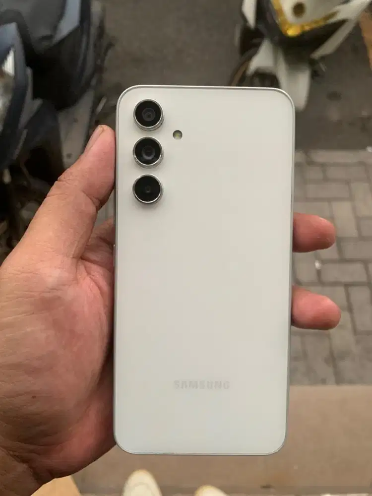 Samsung A54 5G 8/128 GB SEIN bisa Tukar Tambah
