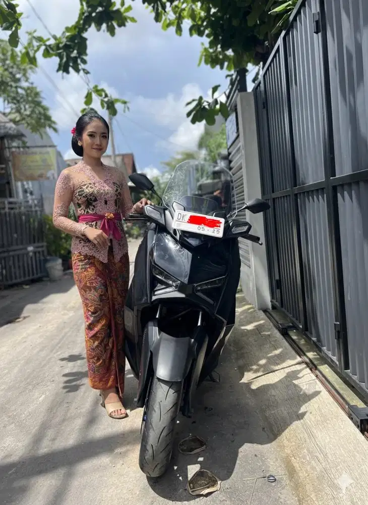 XMAX 2024 Hitam Velg Biru – Gagah, Terawat, Siap Gas!