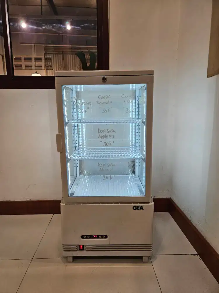 Chiller Kulkas Gea RT68L3