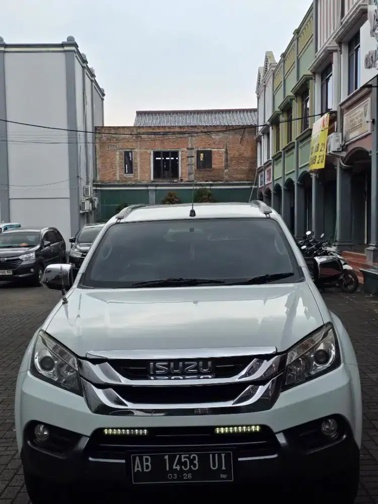 Isuzu Mu-X matic 2016 nik 2015
