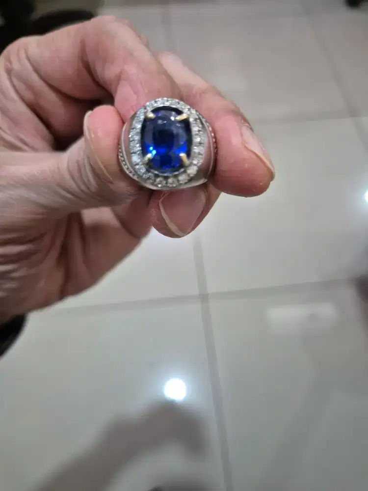 Cincin Permata Blue Saphire ring emasputih dan berlian