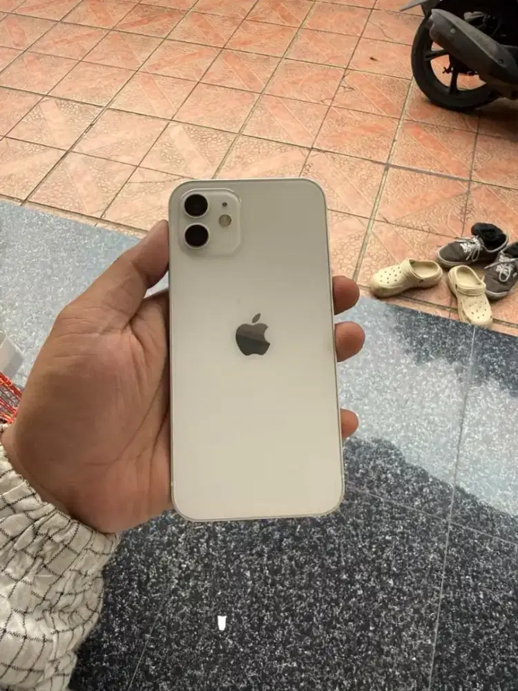 Iphone 12 128gb inter