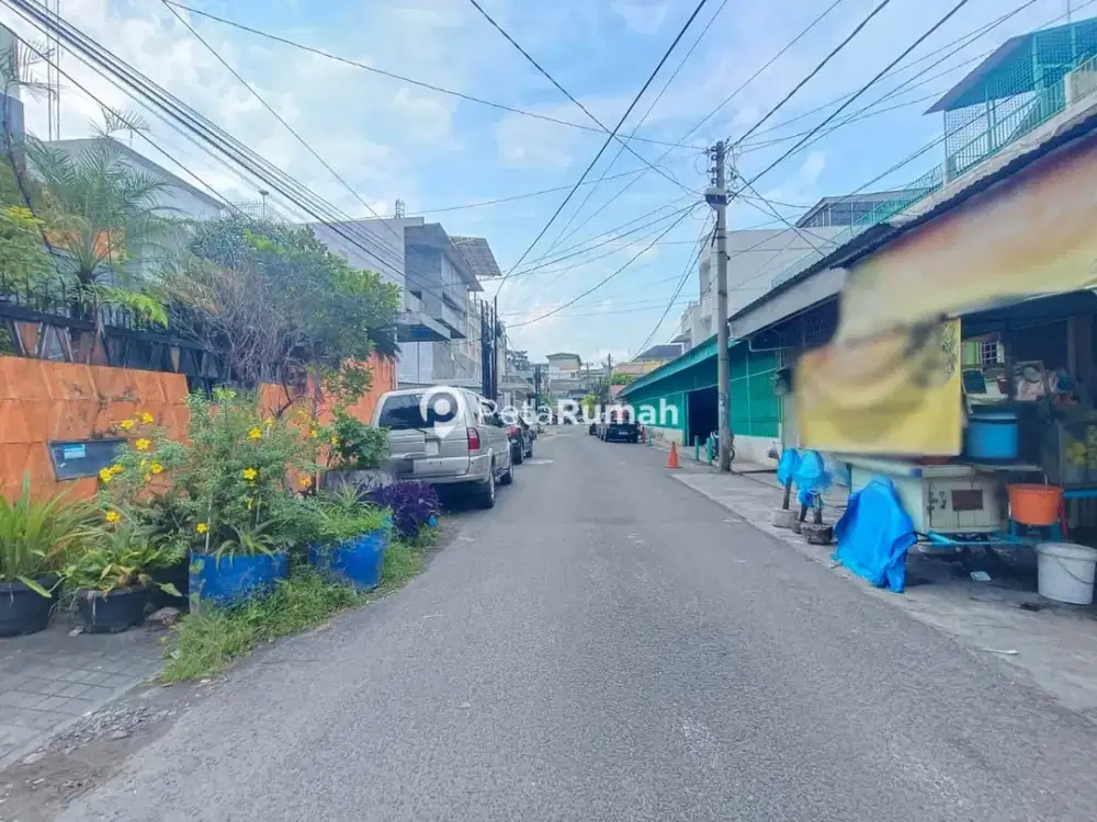 DIJUAL/DISEWA RUKO JALAN KALIMANTAN | DAERAH INTI KOTA (PETER)