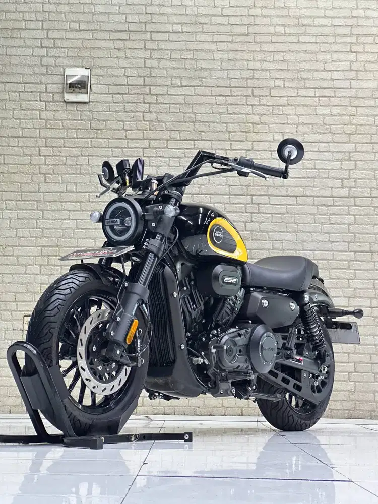 Benda 252 Plat N Kota Malang Like New