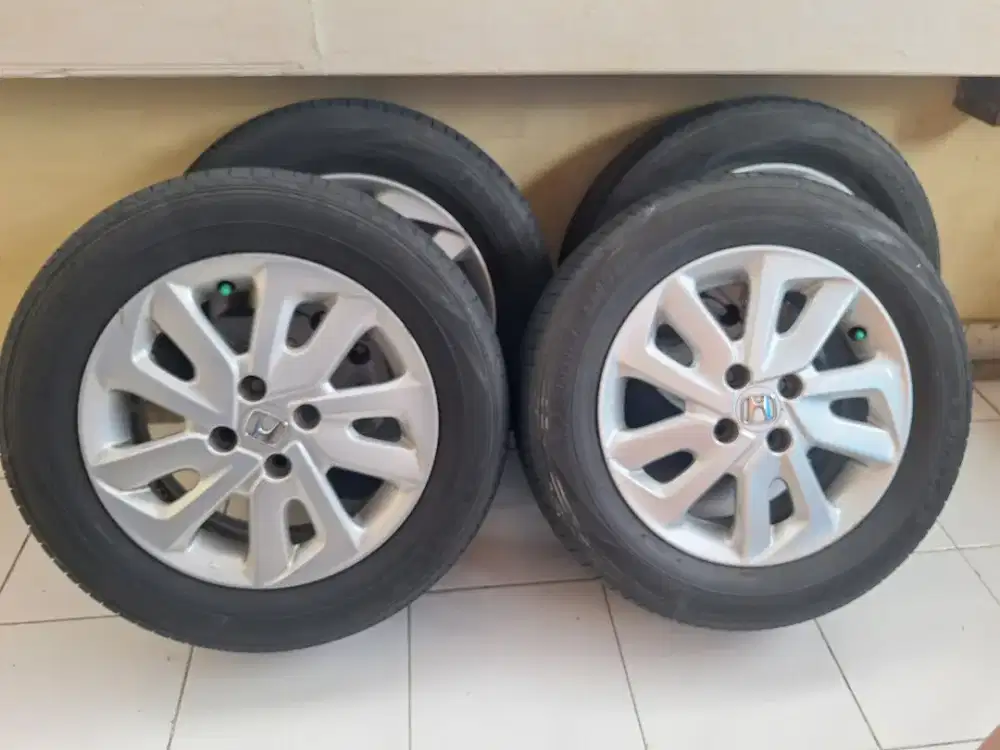 Velg dan ban original