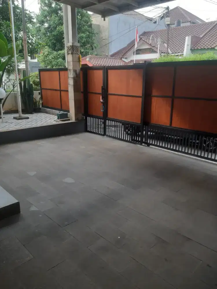 RUMAH 2 LANTAI DI PESONA DEPOK