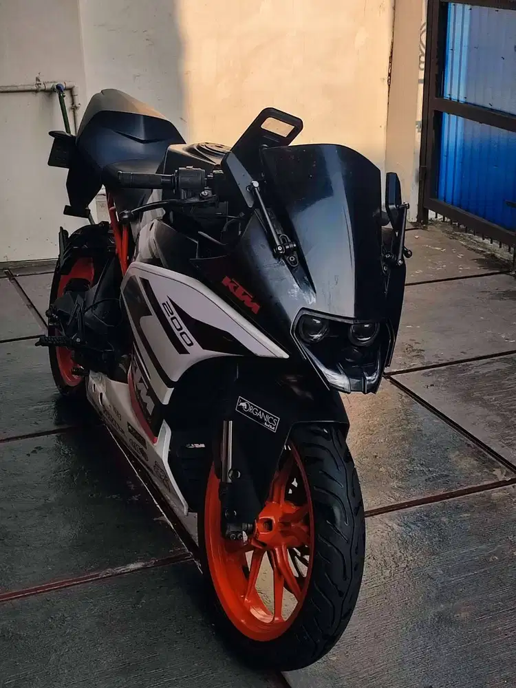 Jual Cepat Motor KTM RC 200 2017 NEGO