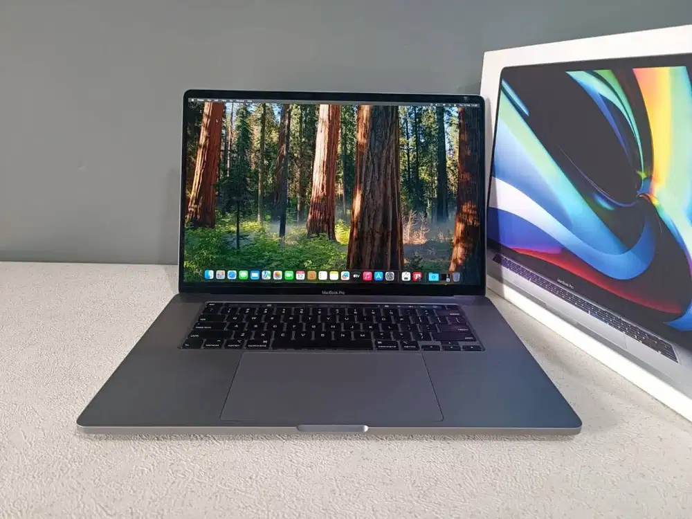 MacBook Pro 16” 2019 | i9 | 16GB | 1TB SSD | Radeon 5500M | Fullset