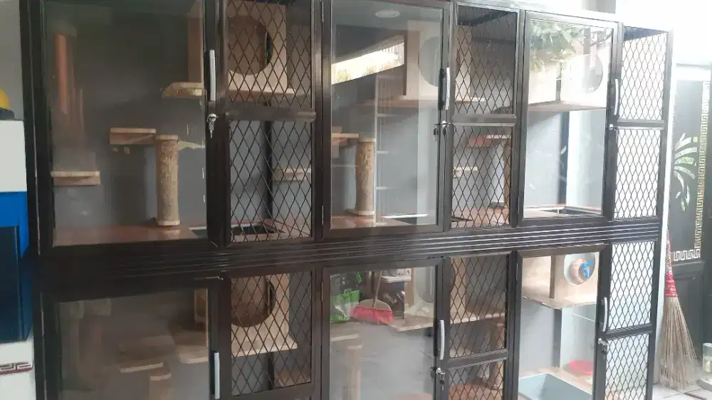 Kandang kucing 6 pintu Aluminium lux