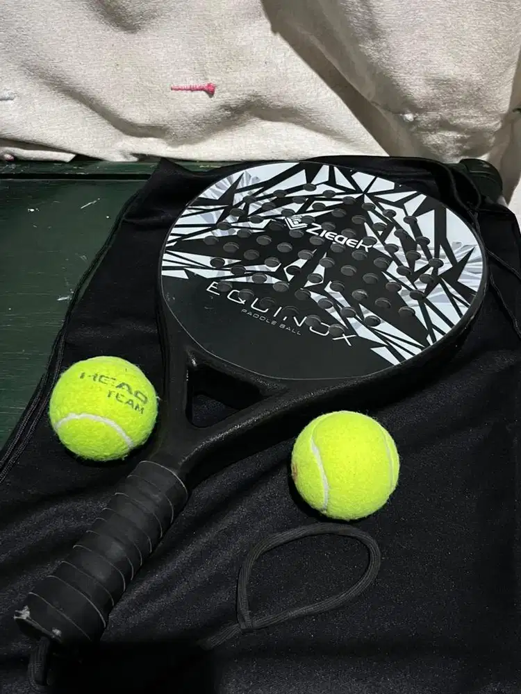 Dijual Zieger Equinox Carbon Raket Padel Mulus dan Bonus