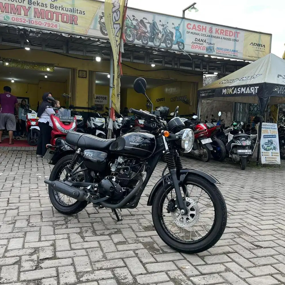 KAWASAKI W175 SE 2023