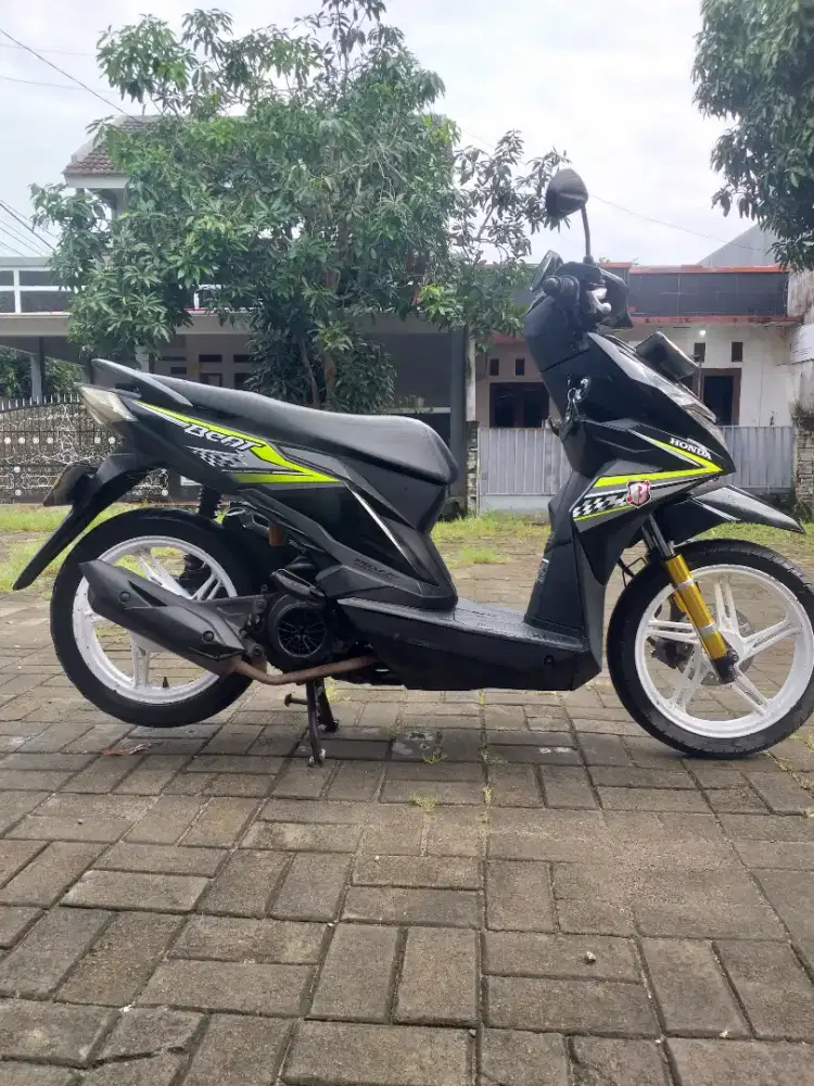 Honda beat 2018.suratlengkap. Pajak hidup.stnk bpkb faktur KTP nempel